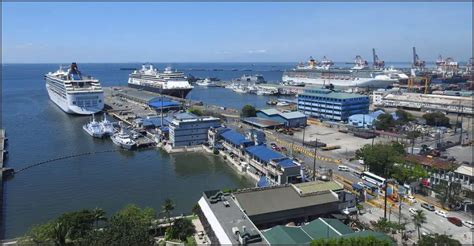 Port of Manila .
